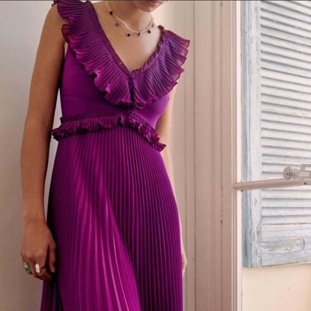 Like new Sezane Rachelle Purple Midi Dress - cleaning closet and open to offers!